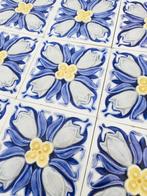 11 art nouveau tegels paars/lichtgrijs in relief Hemiksem, Antiek en Kunst, Ophalen
