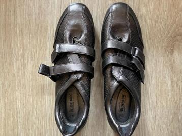 Splinternieuwe schoen - goudkleurig metallic - Blue Box - 42 beschikbaar voor biedingen