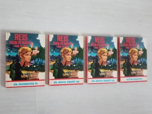 3 boeken reeks Reis door de nacht, Boeken, Kinderboeken | Jeugd | 13 jaar en ouder, Gelezen, Ophalen of Verzenden