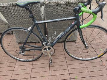 Cube racefiets beschikbaar voor biedingen