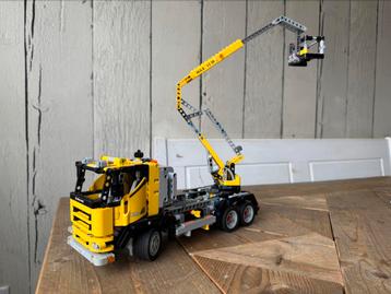 Lego Technic Hoogwerker 8292 beschikbaar voor biedingen