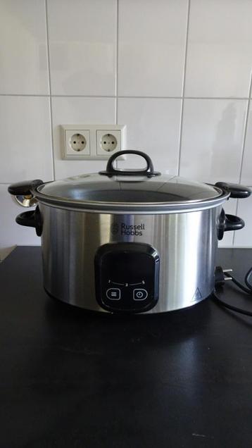 Slowcooker Russell Hobbs MaxiCook 6 liter. beschikbaar voor biedingen