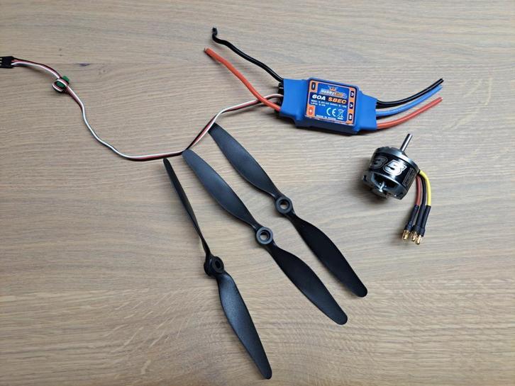 Elektromotor + regelaar, Hobby en Vrije tijd, Modelbouw | Vliegtuigen en Helikopters, Nieuw, Vliegtuig, 1:72 tot 1:144, Overige merken
