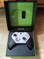 Xbox ELITE SERIES 2, Spelcomputers en Games, Spelcomputers | Xbox | Accessoires, Ophalen of Verzenden, Zo goed als nieuw, Controller