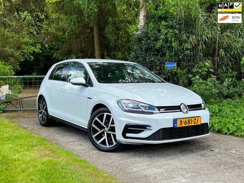 Volkswagen Golf 1.5 TSI Highline Business R | ''63.000''KM +, Auto's, Volkswagen, Bedrijf, Te koop, Golf, ABS, Adaptive Cruise Control