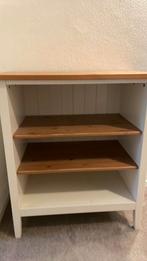 Leuk boekenkastje (Ikea), Ophalen, 55 tot 70 cm, Zo goed als nieuw, 45 tot 65 cm