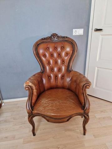 Fauteuil  beschikbaar voor biedingen