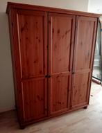 Twee lichtgewicht houten kledingkasten, Huis en Inrichting, Kasten | Kledingkasten, Ophalen, Gebruikt, 100 tot 150 cm, Traditional