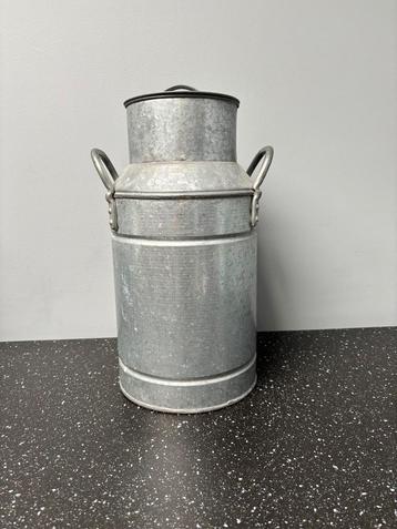 Kleine Zinken Melkbus - 33cm Hoog beschikbaar voor biedingen