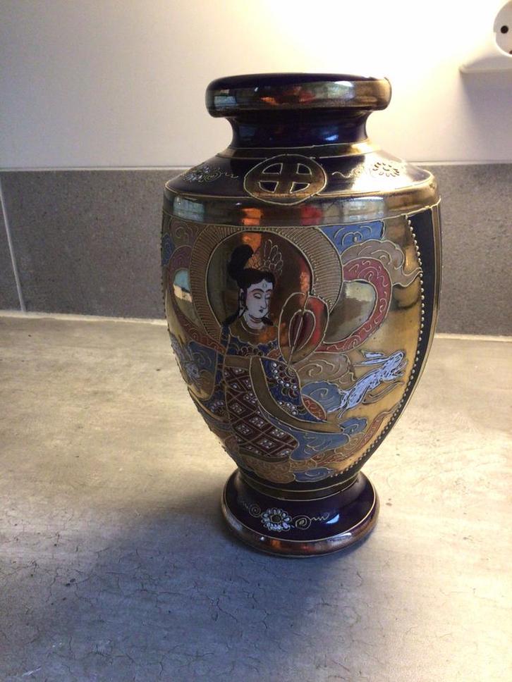 Chinese vaas ( cloisonnee stijl), Antiek en Kunst, Antiek | Vazen, Ophalen of Verzenden
