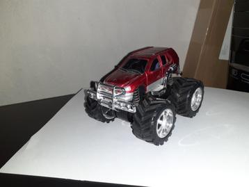 Buggy op hoge wielen 12x9 cm  beschikbaar voor biedingen