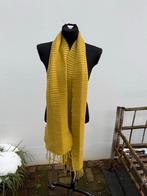 Oker gele sjaal, Kleding | Dames, Mutsen, Sjaals en Handschoenen, Ophalen of Verzenden, Zo goed als nieuw, Maat 38/40 (M), Sjaal