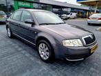 Skoda Superb 1.8 T COMFORT CLIMA LMV ELEKTR-R, Auto's, Skoda, Voorwielaandrijving, 4 cilinders, 150 pk, Origineel Nederlands
