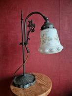 prachtige Art Nouveau tafel lamp van brons en glazen kapje, Antiek en Kunst, Ophalen of Verzenden