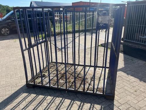 Ijzeren Voerbak hooibak opslagbak opslagkrat, krat, Doe-het-zelf en Verbouw, Kratten en Dozen, Nieuw, Overige typen, Minder dan 35 cm