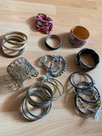 Verschillende soorten armbanden bloemen metaal hout kralen, Ophalen of Verzenden, Nieuw, Overige kleuren, Hout