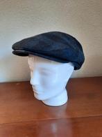 Bugatti geruite pet. Maat 56/57, Ophalen of Verzenden