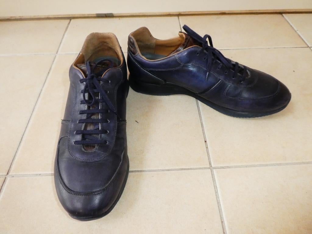 Van Bommel sneakers maat 43 1/2 donkerblauw bruin ZGAN, Kleding | Heren, Schoenen, Zo goed als nieuw, Sneakers of Gympen, Blauw