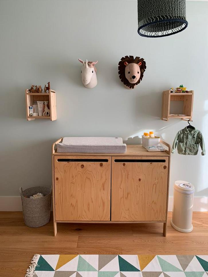 Prachtige houten commode van dertig zes (nieuw prijs €400), Kinderen en Baby's, Kinderkamer | Commodes en Kasten, Gebruikt, Commode