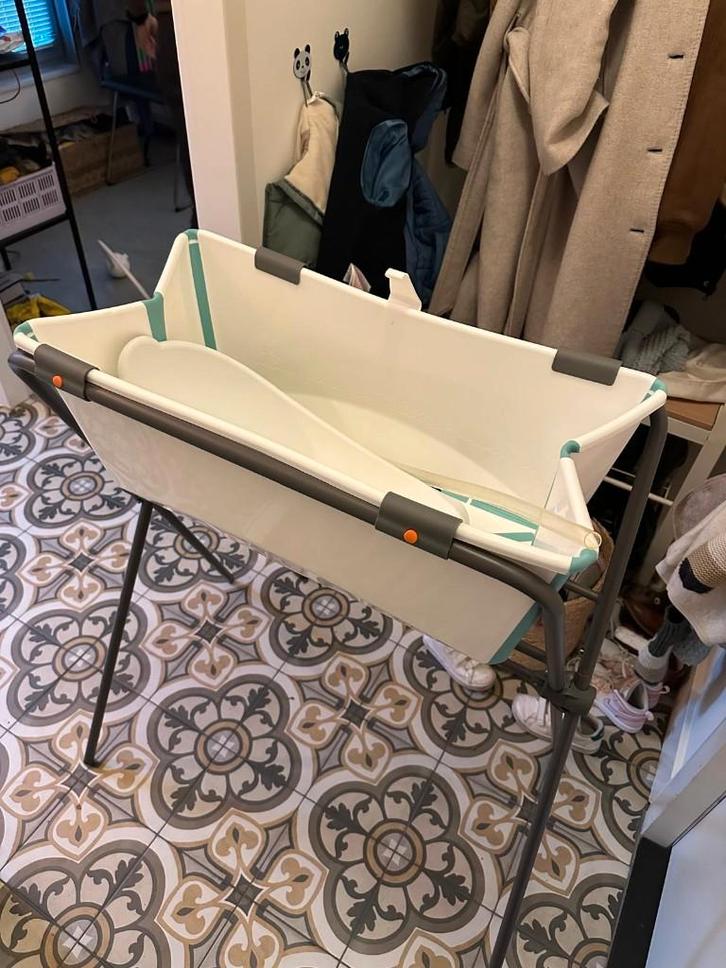 Stokke Flexi Bath met Standaard & Newborn Set, Kinderen en Baby's, Badjes en Verzorging, Zo goed als nieuw, Badje, Overige merken