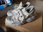 nike maat 40.5 Huarache, Nike, Ophalen of Verzenden, Wit, Zo goed als nieuw