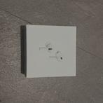 AirPods 1e Generatie (zsm weg!!!), Telecommunicatie, Mobiele telefoons | Oordopjes, Ophalen, Zo goed als nieuw, In oorschelp (earbud)