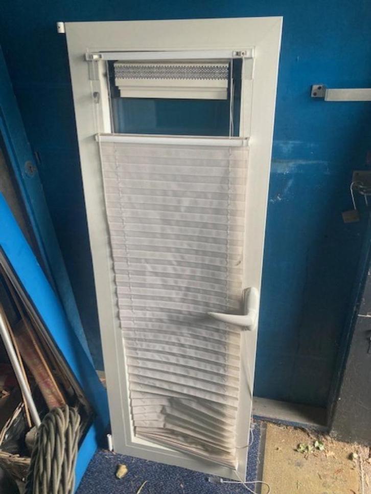 raamkozijn, met glas en raambekleding, Doe-het-zelf en Verbouw, Glas en Ramen, Gebruikt, Gevelraam of Ruit, 120 tot 160 cm, Minder dan 80 cm