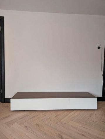 Modern tv-meubel  beschikbaar voor biedingen
