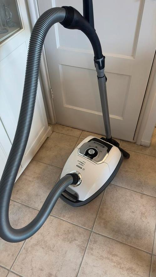 Stofzuiger Bosch In’genius ProSilence 59, Witgoed en Apparatuur, Stofzuigers, Gebruikt, Stofzuiger, Minder dan 1200 watt, Stofzak