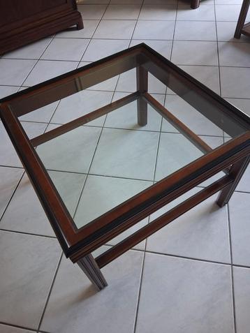 Koloniale Salontafel 70x70cm met Glas beschikbaar voor biedingen