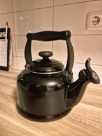 Mooie fluitketel van Le Creuset, Witgoed en Apparatuur, Waterkokers, Ophalen of Verzenden, Zo goed als nieuw