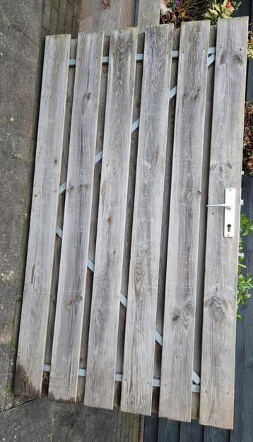 Stalenframe poortdeur met Verstelbare Scharnieren beschikbaar voor biedingen