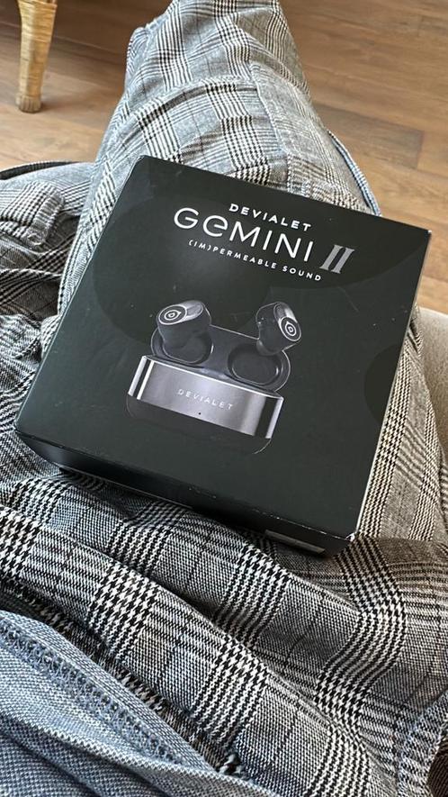 Devialet Gemini 2 nieuw in geasealde doos, Telecommunicatie, Mobiele telefoons | Oordopjes, Zo goed als nieuw, In gehoorgang (in-ear)