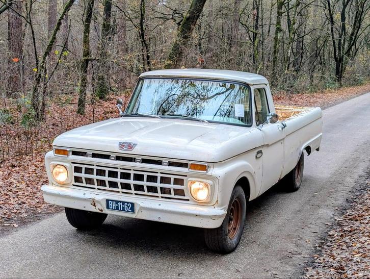 Ford F100 1965 V8, Auto's, Oldtimers, Particulier, Ford, Benzine, Overige carrosserieën, Handgeschakeld, Geïmporteerd, Wit, Bruin