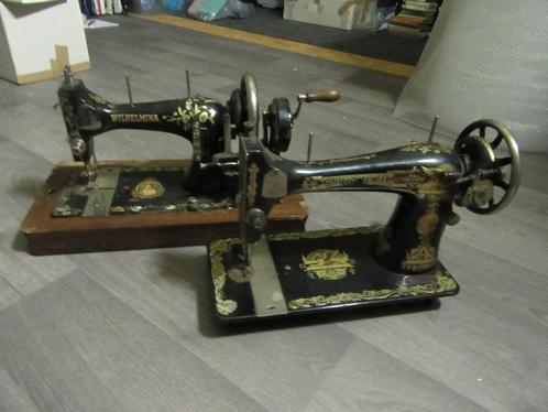 (2x) Dürkopp Wilhelmina & Singer Model 127 Egyptian, Antiek en Kunst, Curiosa en Brocante, Ophalen of Verzenden