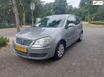 Volkswagen Polo 1.4-16V Trendline // AUTO RIJDT GOED / Nieuw, Voorwielaandrijving, Gebruikt, 4 cilinders, 988 kg