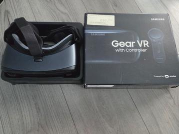 Samsung Gear VR  R324 with controller  beschikbaar voor biedingen