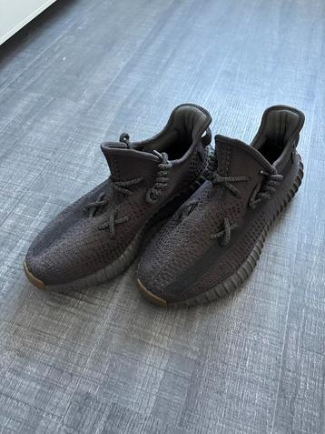  Yeezy Boost 350 V2 Onyx– US 9 ½  beschikbaar voor biedingen