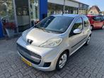 Peugeot 107 1.0-12V XS, Stof, Gebruikt, 4 stoelen, 68 pk