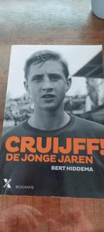 Bert Hiddema - Cruijff - De jonge jaren, Ophalen of Verzenden, Zo goed als nieuw, Bert Hiddema