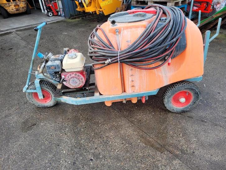 Empas veldspuit 400 ltr, Tuin en Terras, Planten | Tuinplanten, Overige soorten, Halfschaduw, Ophalen