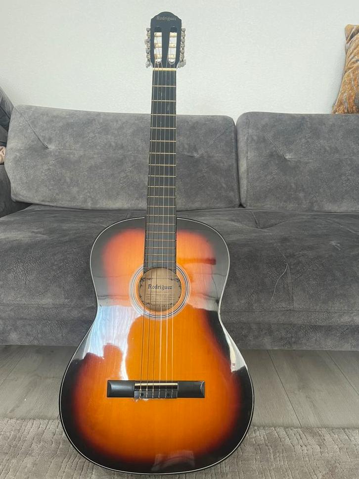 Rodriguez gitaar, Muziek en Instrumenten, Snaarinstrumenten | Gitaren | Akoestisch, Gebruikt, Klassieke of Spaanse gitaar, Ophalen