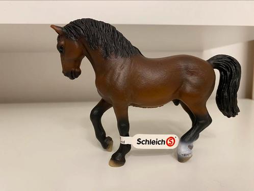 Schleich 82141 Satchmo, Verzamelen, Dierenverzamelingen, Zo goed als nieuw, Beeldje of Figuurtje, Paard, Ophalen of Verzenden