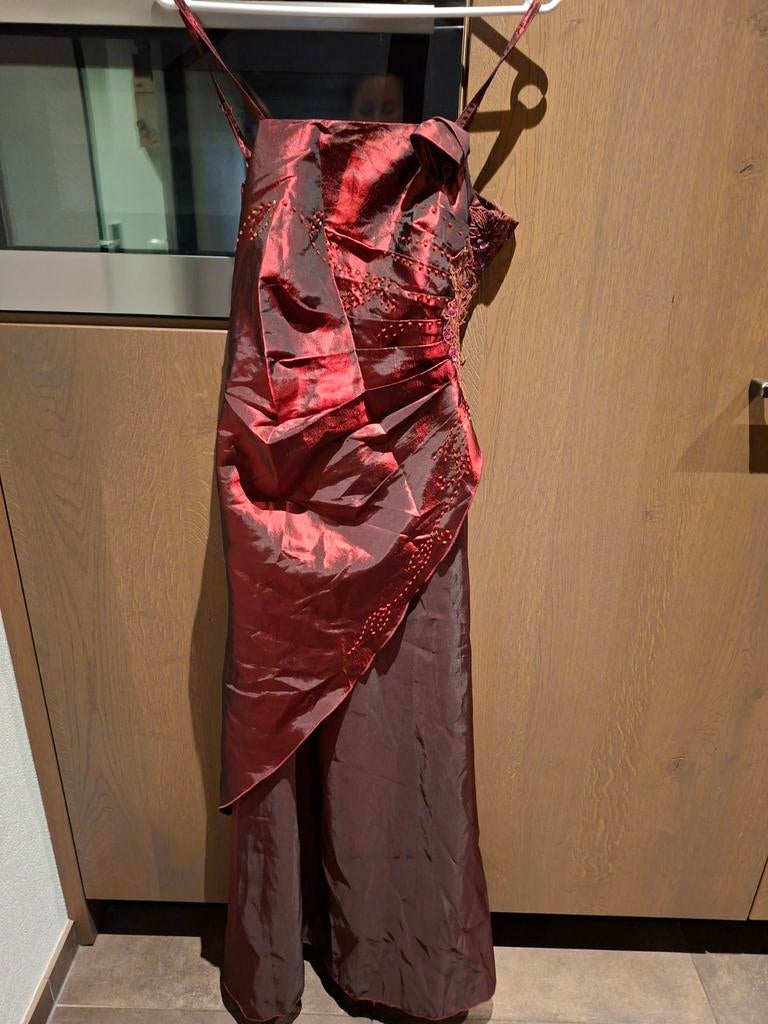 Mooie Gala Jurk Maat 38/40 met Masker, Maat 38/40 (M), Ophalen of Verzenden, Kleding, Overige thema's