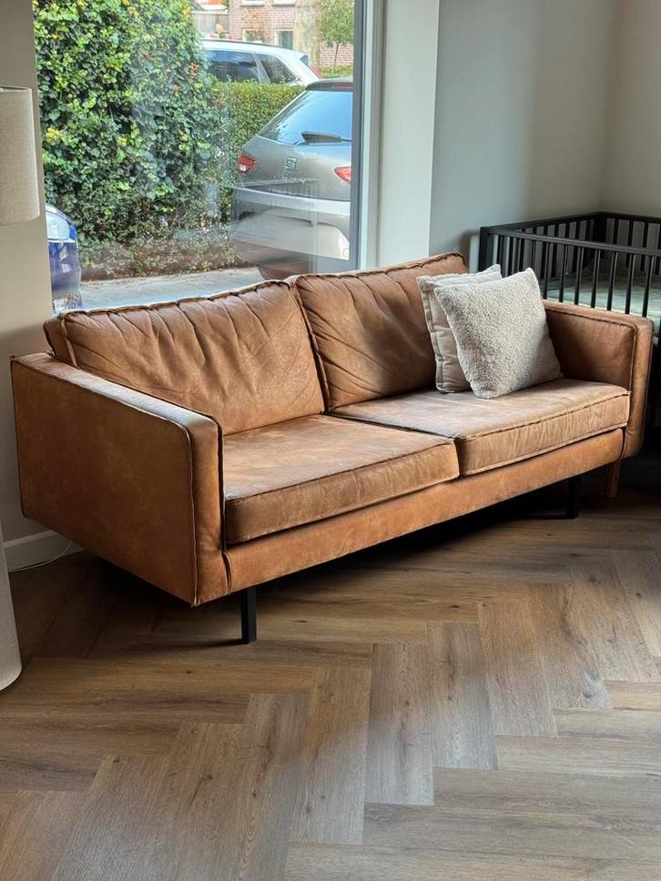 Rodeo 2,5-zits bank microleer cognac, Huis en Inrichting, Banken | Bankstellen, Gebruikt, Rechte bank, Driepersoons, 150 tot 200 cm