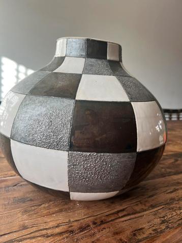 Design vaas Todo Mundo Holland. Mozaiek patroon beschikbaar voor biedingen