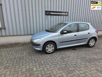 Peugeot 206 1.4 XT airco automaat! Zeer leuke autos! 194dkm beschikbaar voor biedingen