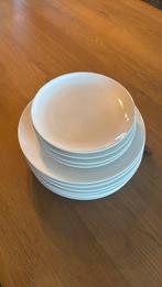 VT wonen - Set van 7 witte dinerborden en 4 ontbijtboren, Ophalen, Keramiek, Zo goed als nieuw, Bord(en)