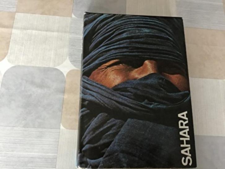 Boek v. sahara de stilte is de taal v.d.woestijn TOP, Boeken, Reisgidsen, Zo goed als nieuw, Reisgids of -boek, Afrika, Overige merken