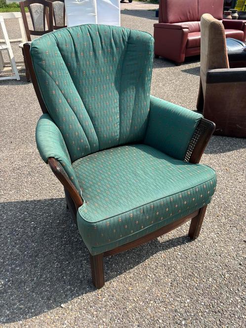 Mooie grote groene stoel, Huis en Inrichting, Fauteuils, Zo goed als nieuw, Ophalen